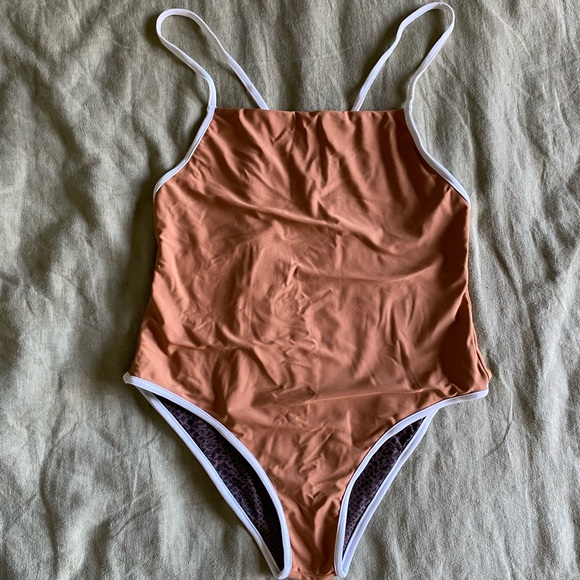 Acacia Peyton Full Piece - Picture 3 of 3